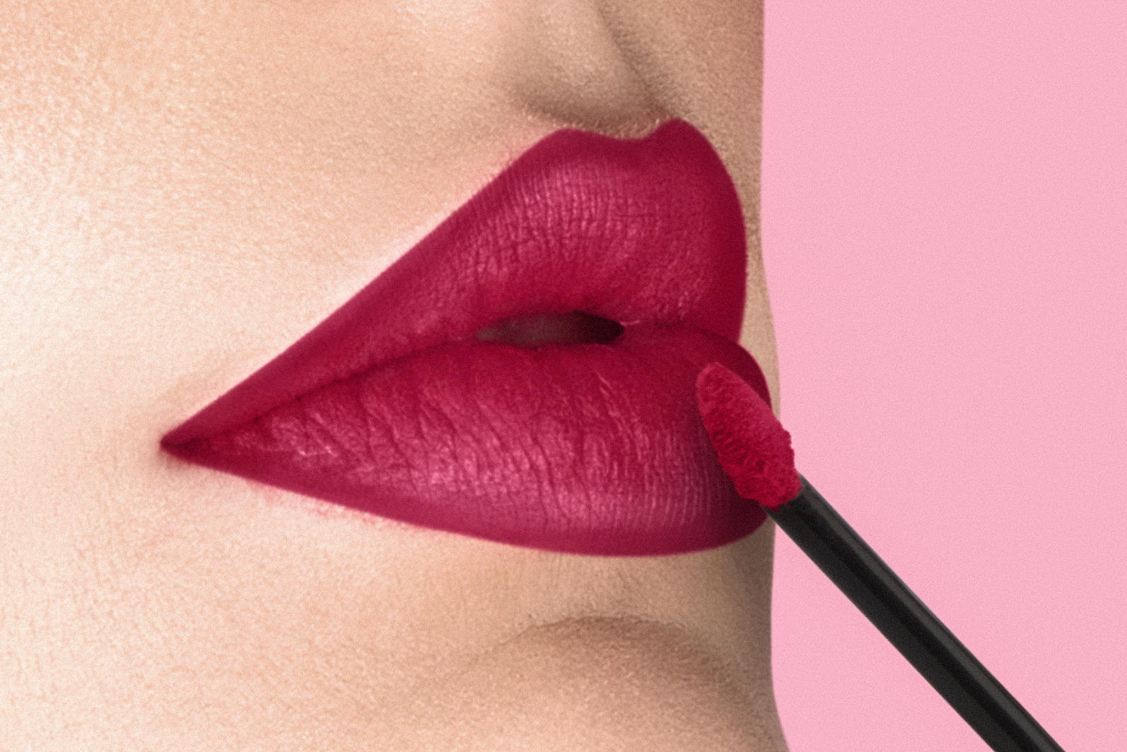 Rossetto liquido: gli step per un'applicazione perfetta